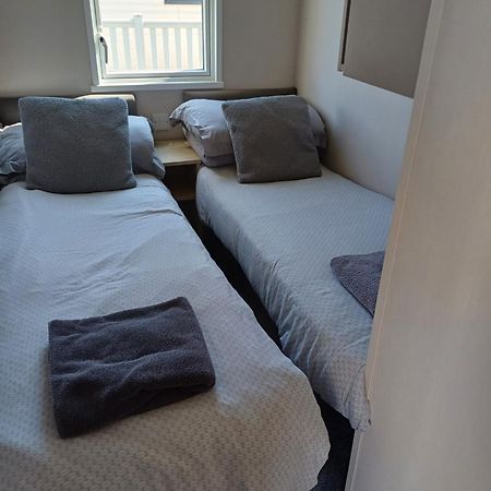 Hoburne Bashley Self-Catering Holiday Home New Milton Exterior photo